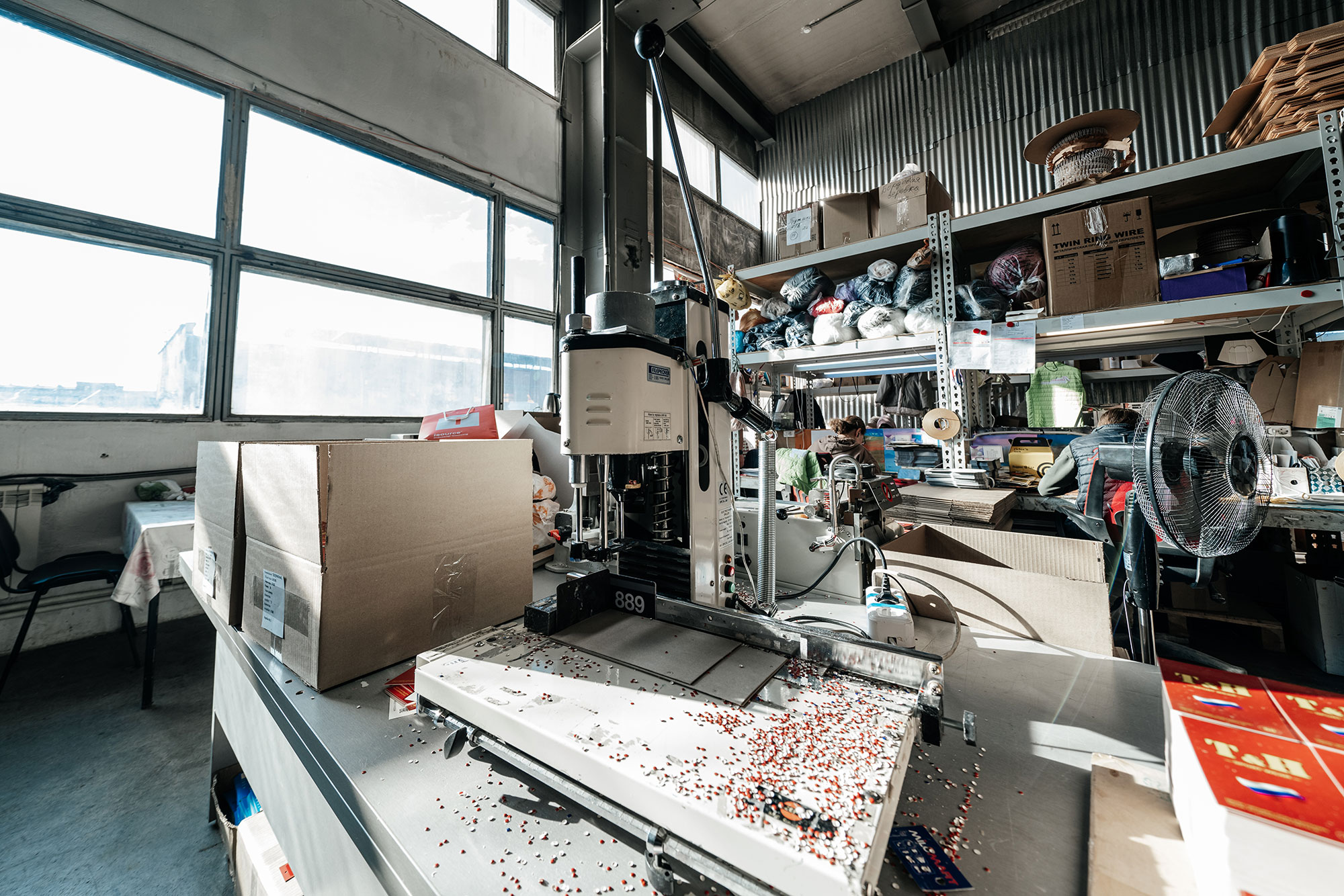 Изображение оборудования: Бумагосверлильная машина SPC Filepecker III 100 LS