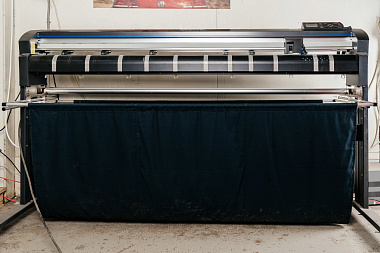 Фото 1 оборудования 'Режущий плоттер Graphtec FC8600-160'