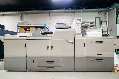 Фото 2 оборудования 'МФУ Pro С7110SX'