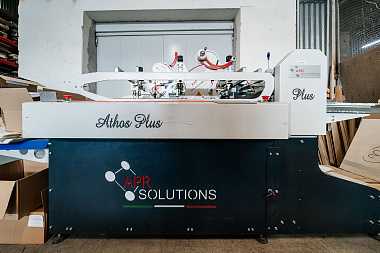 Фото 0 оборудования 'Автоматическая машина приклейки Скотча (Италия)'