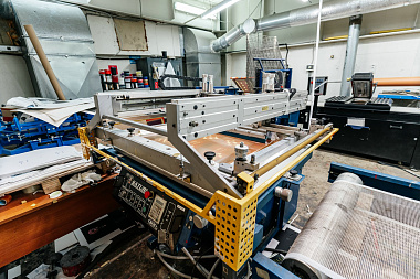 Фото 3 оборудования 'Полуавтомат Saturn (США)'