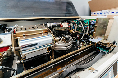 Фото 8 оборудования 'Эмбоссер Maxima 861T CIM'