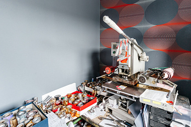 Фото 10 оборудования 'Пресс для тиснения VEKTOR WT 1-120'