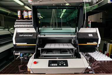Фото 6 оборудования 'УФ принтер Mimaki UJF-6042MKII'