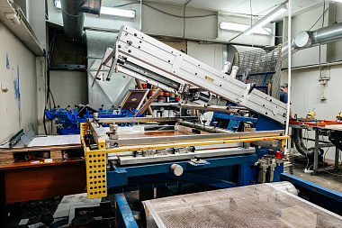 Фото 10 оборудования 'Полуавтомат Saturn (США)'