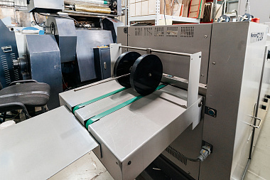 Фото 7 оборудования 'Брошюровально-листоподборочный комплекс Horizon Vac 100A + Vac100C + SPF20A + ST20A'