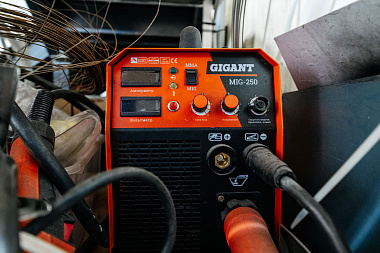 Фото 0 оборудования 'Аппарат сварки Gigant MIG-250'