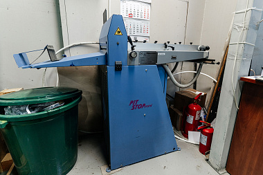 Фото 2 оборудования 'Биговщик-автомат Bicconttini PIT STOP MINI'