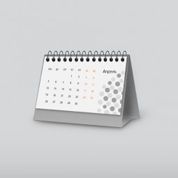 Дизайн настольных календарей